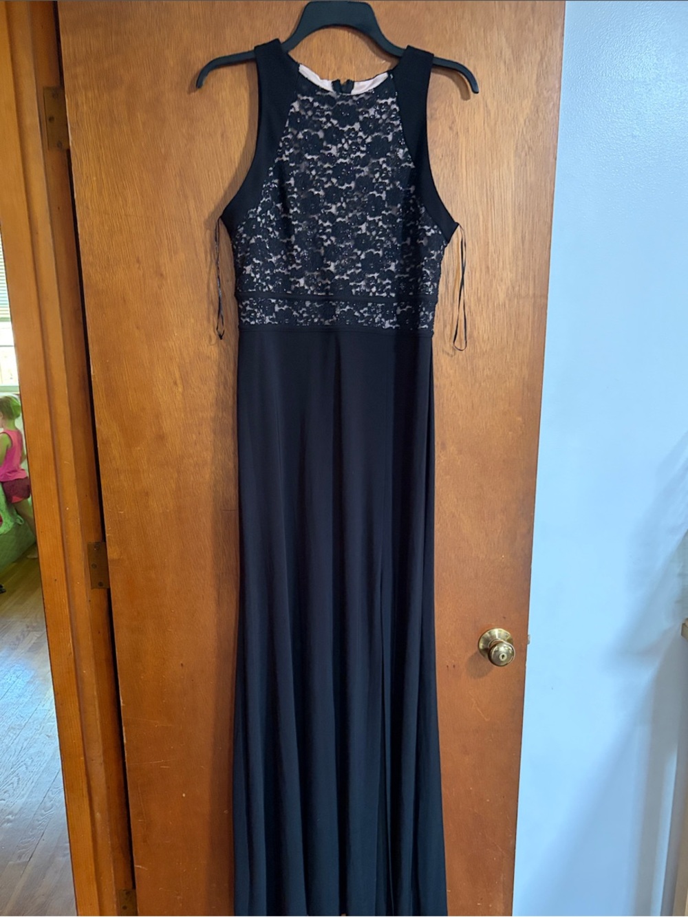 Black Lace Bodice Maxi Prom Dress with Sleek Skirt